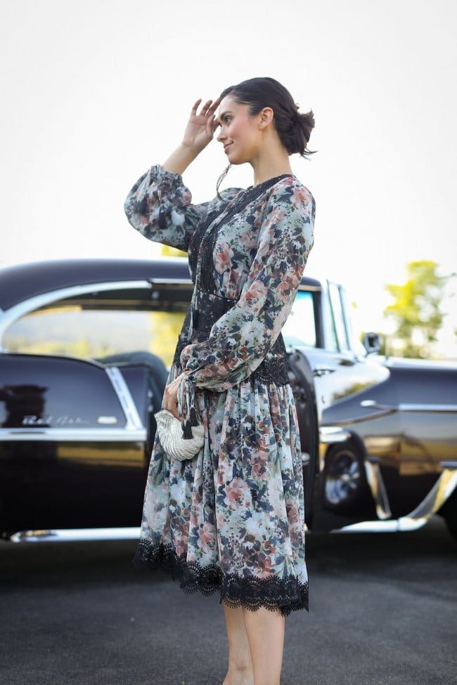 Floral Chiffon Dress with Lace Trim Floral Chiffon Dress with Lace Trim — Aesthetic Date Night Outfits