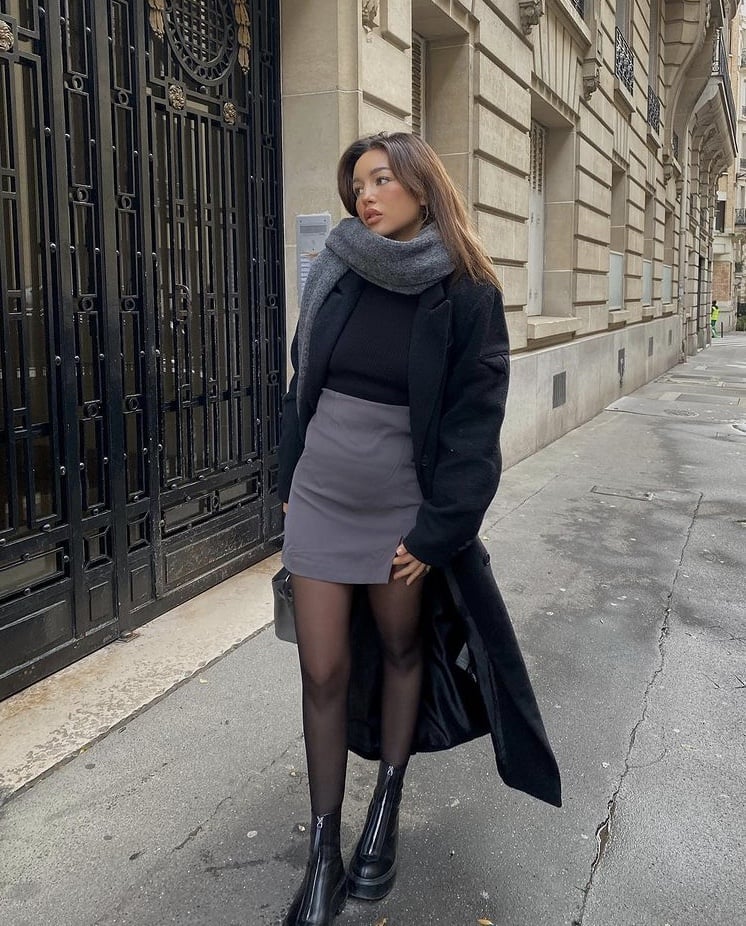 Black Long-Sleeve Sweater With Pinstripe Wide-Leg Trousers — Aesthetic Going Out Outfits Night
