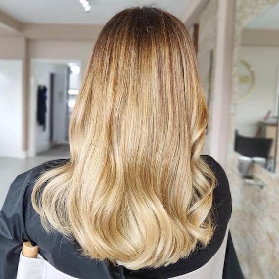 Mid-Back Golden Blonde Root Shadow Balayage With Wavy And Thick — Aesthetic Golden Blonde Hair