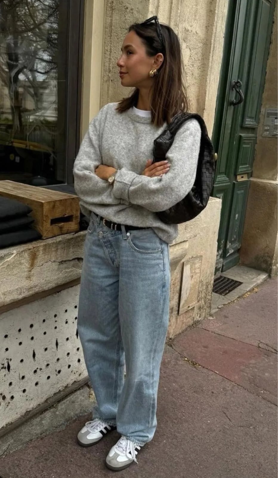 Grey Crewneck Sweater With Denim and Sneakers — Aesthetic Grey Sweater Outfit