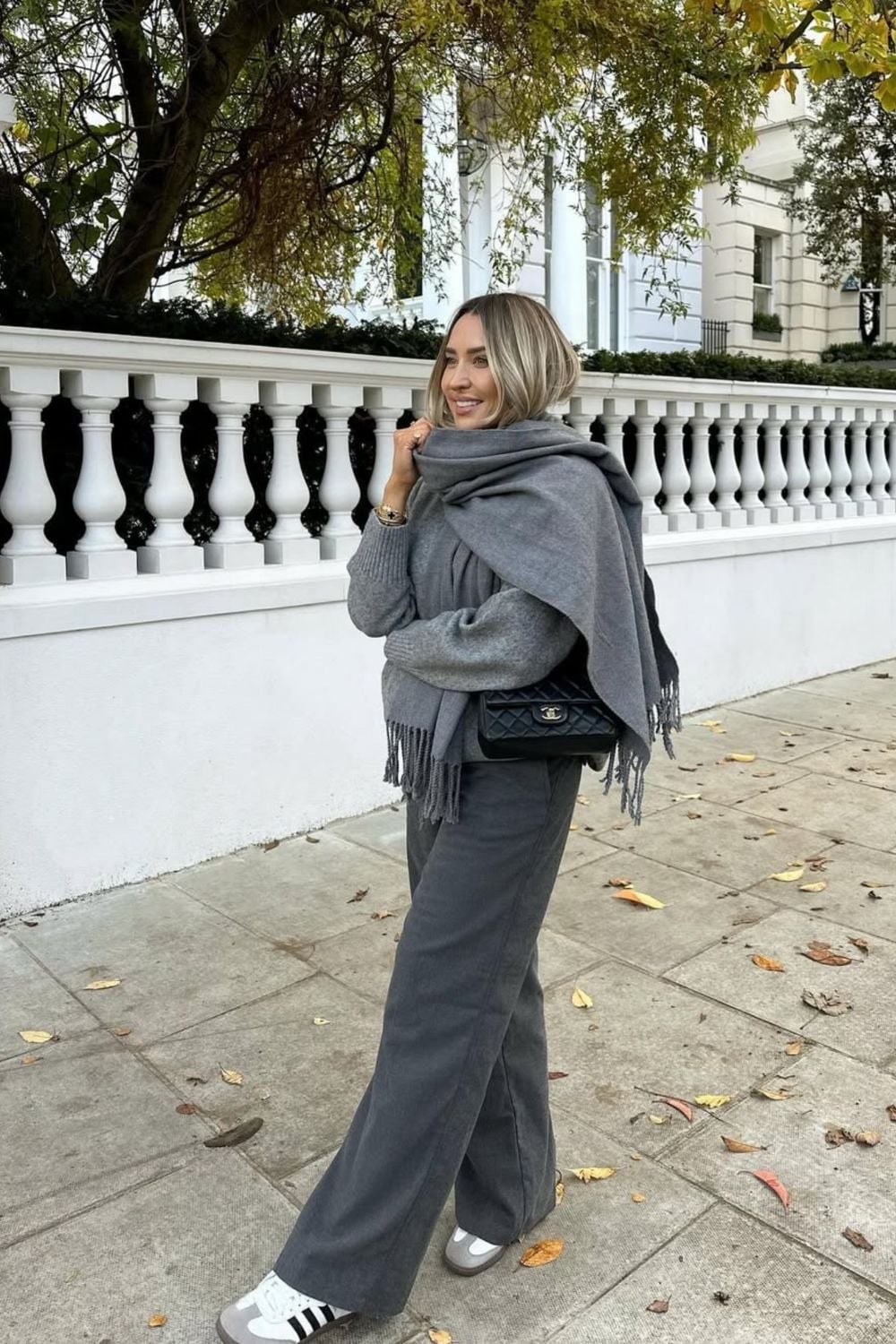 Oversized Grey Sweater With Scarf and Wide Trousers and White Sneakers — Aesthetic Grey Sweater Outfit