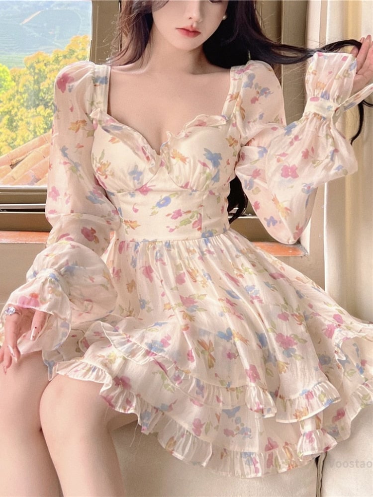Pastel Floral Print Chiffon Dress with Sweetheart Neckline — Aesthetic Pastel Dress