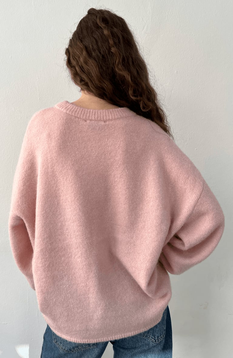 Oversized Fuzzy Pink Sweater with Blue Denim Jeans — Aesthetic Pink Sweater Outfit
