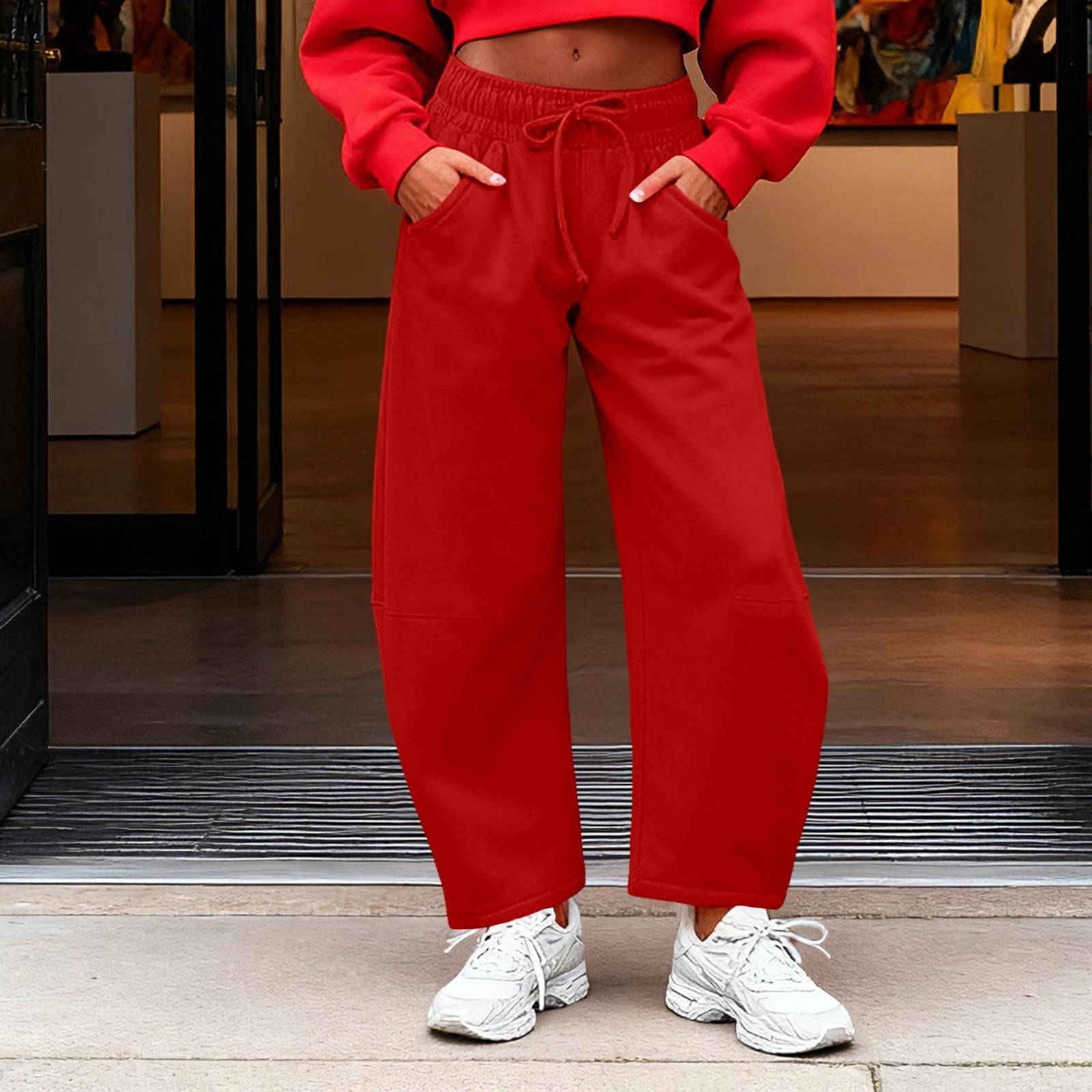Red Cropped Sweatshirt With Wide Leg Sweatpants — Aesthetic Red Sweatpants Outfit