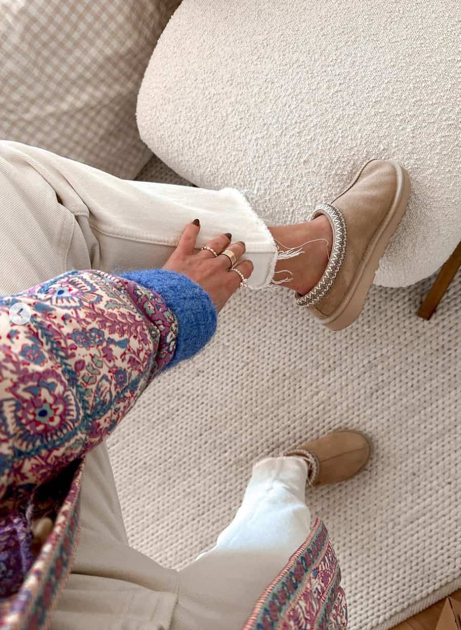 Tan Slip-On Clogs with Patterned Jacket and Relaxed Trousers — Aesthetic Ugg Tasman Outfit