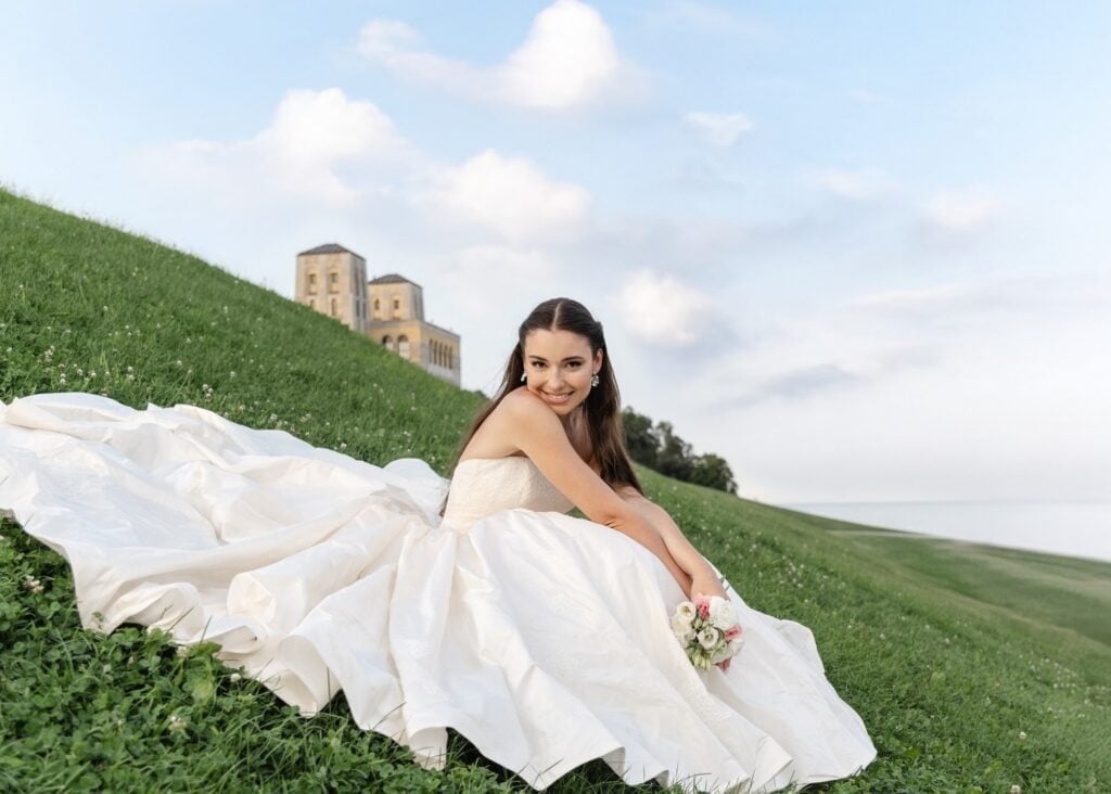 White Satin Column Wedding Dress with Minimalist Style, Veil — Aesthetic Wedding Dress