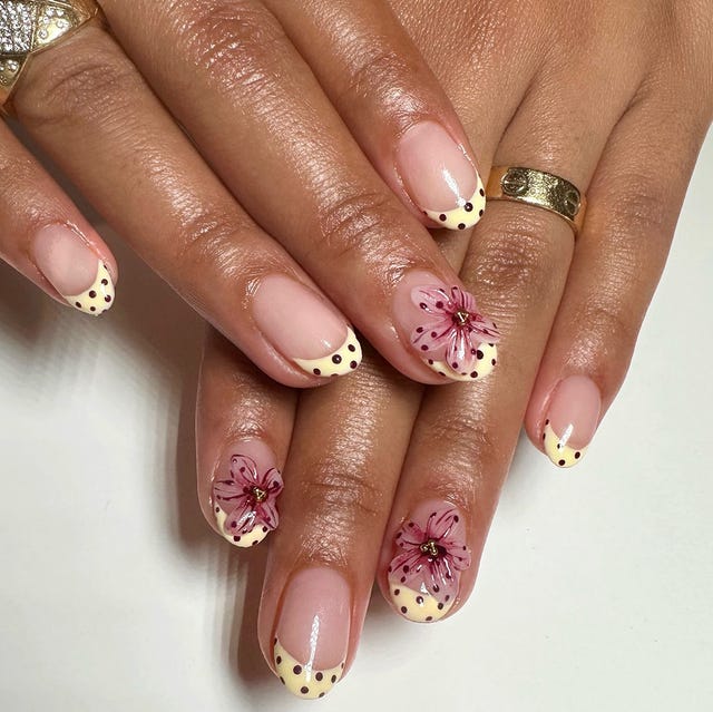Summer Motifs Medium Oval Nails With Bow, овал Summer Motifs Medium Oval Nails With Bow, овал — Best Chic Nails