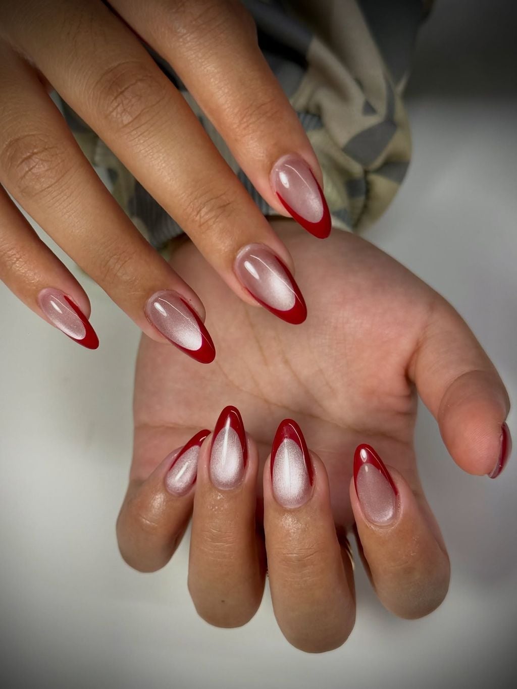 Medium Almond Red Outline Cat Eye — Best Cute French Tip Nails