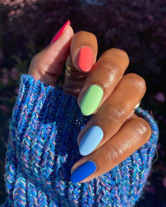 Vibrant Mismatched Color Short Oval Nails Vibrant Mismatched Color Short Oval Nails — Best Simple Short Nails
