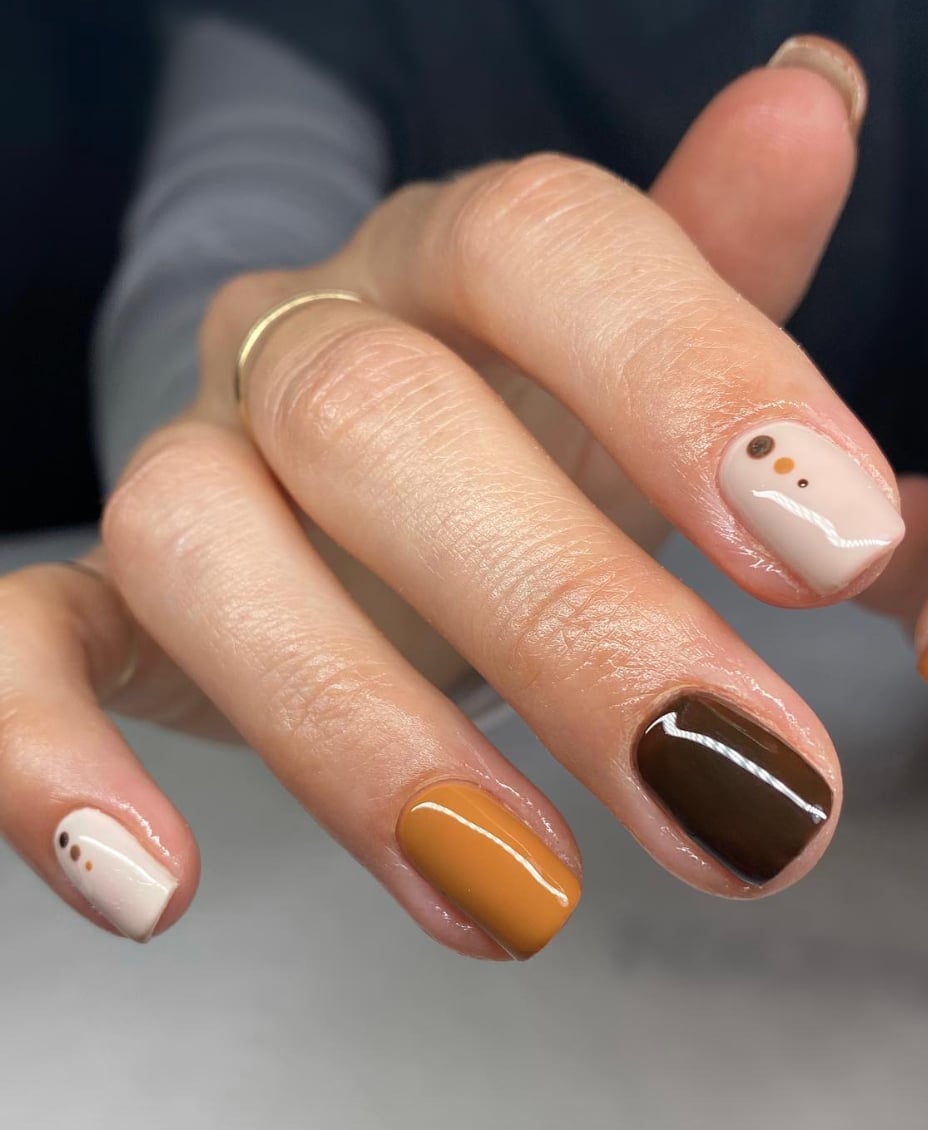Cream Caramel Dark Brown Dots Short Square Nails Cream Caramel Dark Brown Dots Short Square Nails — Best Simple Short Nails