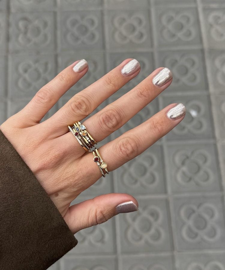 Silver Chrome Shimmer Short Square Nails Silver Chrome Shimmer Short Square Nails — Best Simple Short Nails