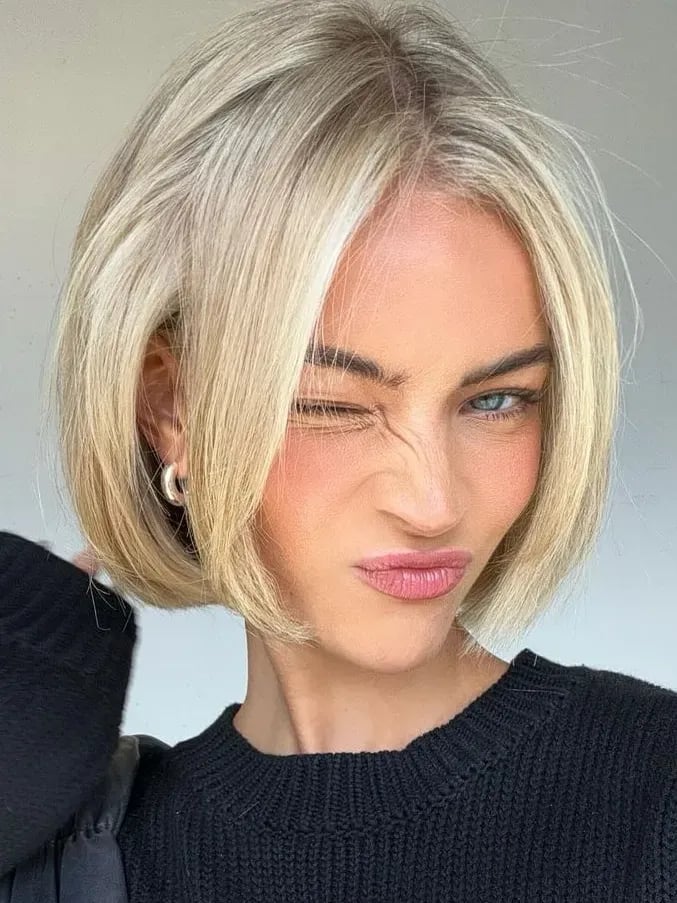 Chin Length Bob With Subtle Curtain Bangs — Best Trendy Haircuts