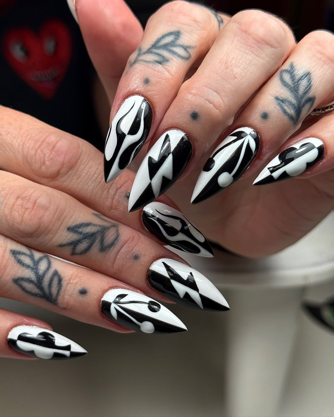 Long Stiletto Nails With Black and White Graphic Art — Black Nails Art Ideas