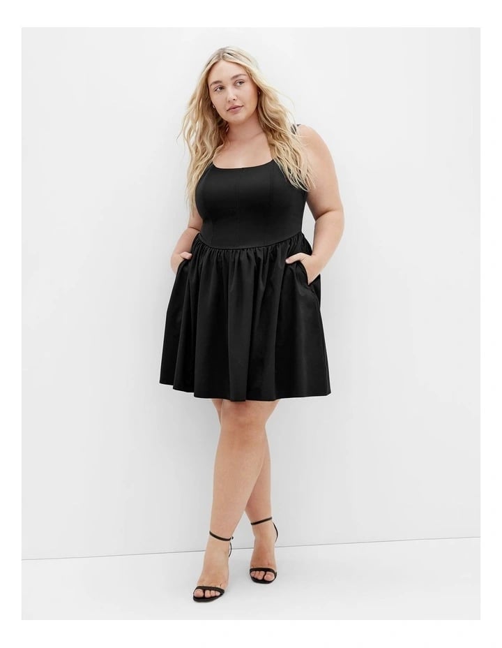 Corset Bodice Dress Full Skirt Casual — Chic Black Corset Outfit
