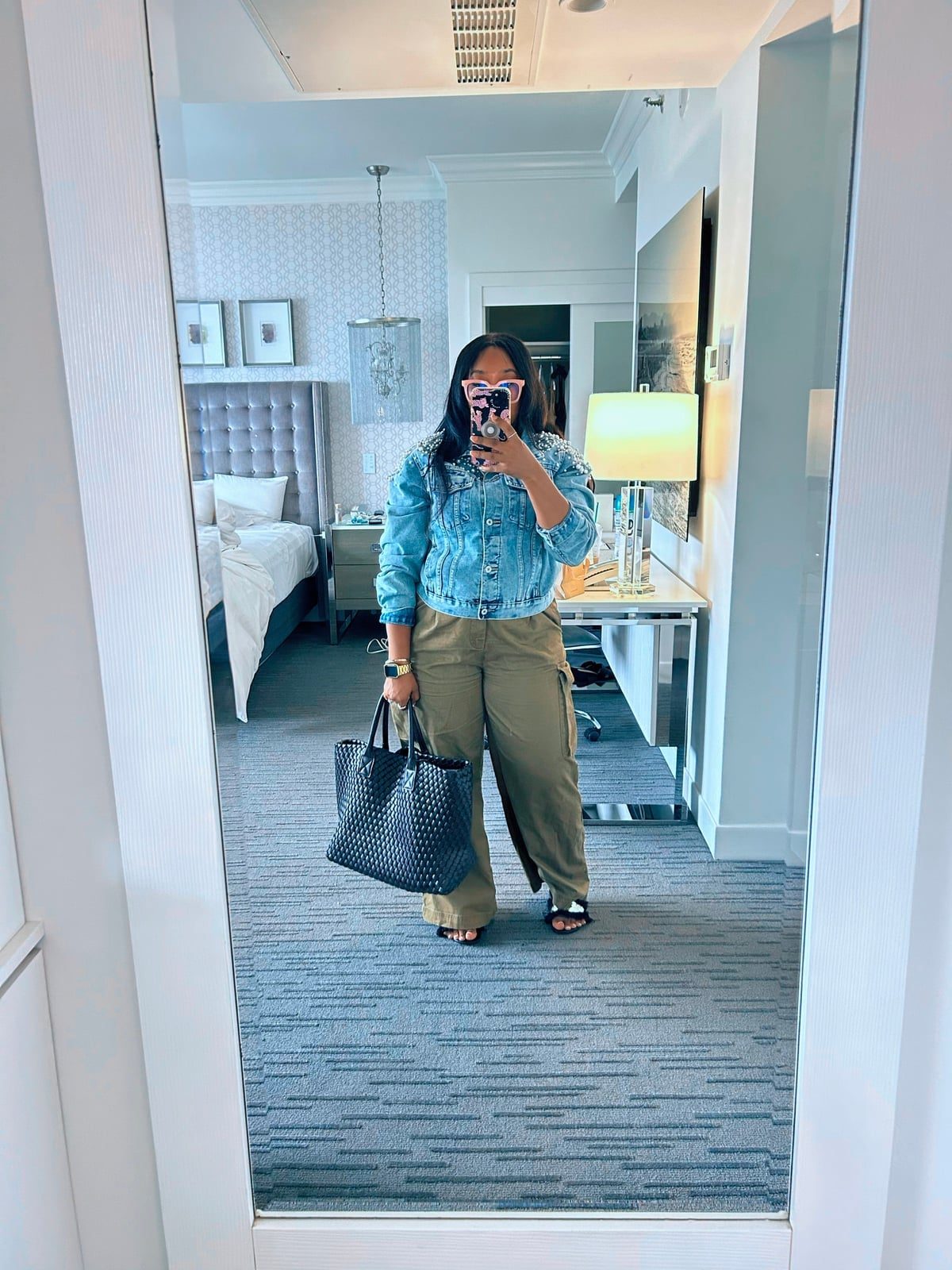 Relaxed Fit Olive Cargo Pants with Denim Jacket — Chic Green Cargo Pants Outfit