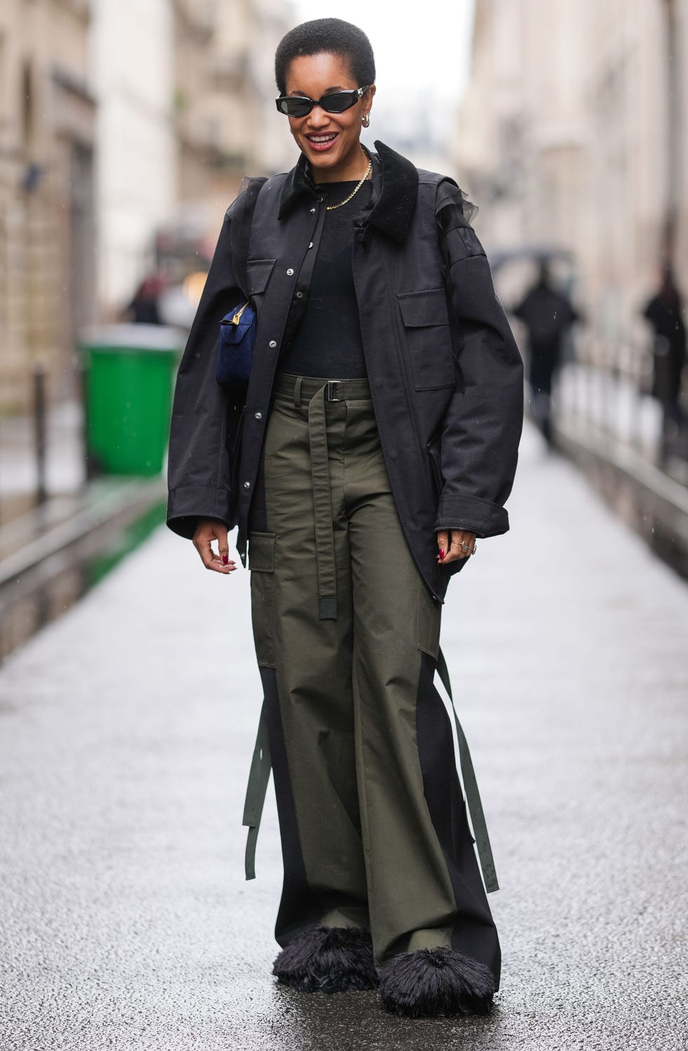 Belted Olive Green Cargo Pants with Contrasting Panels — Chic Green Cargo Pants Outfit