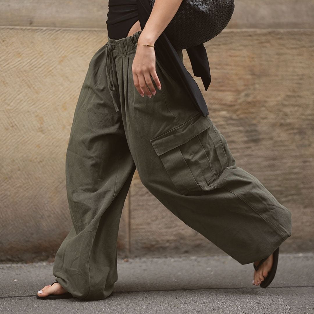 Drawstring Waist Olive Green Cargo Pants — Chic Green Cargo Pants Outfit