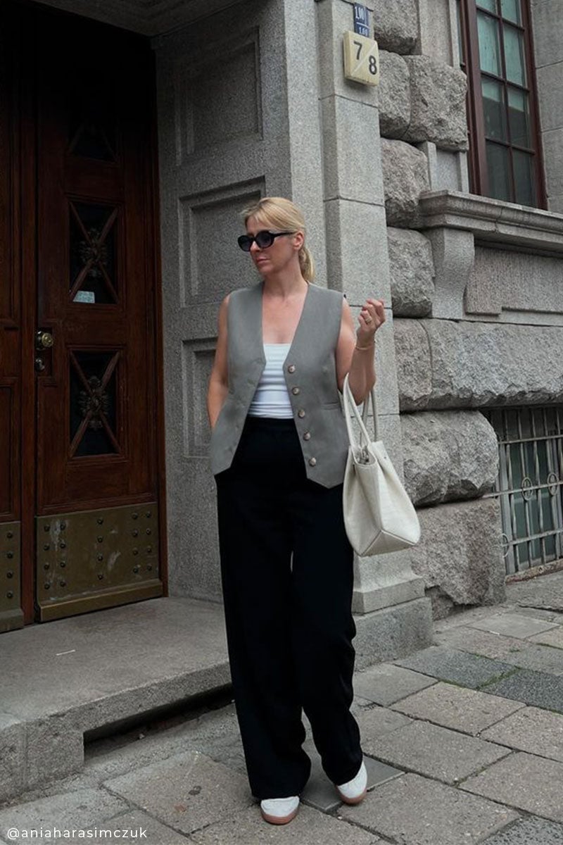 Waistcoat Over Tank With Wide Leg Trousers Waistcoat Over Tank With Wide Leg Trousers — Classy 2000s Outfits
