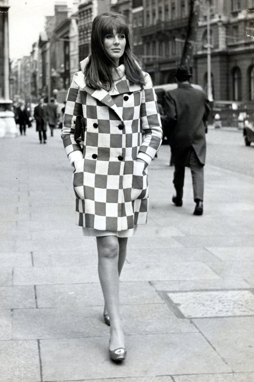 Checkerboard Coat Over Simple Dress Checkerboard Coat Over Simple Dress — Classy 60s Outfits