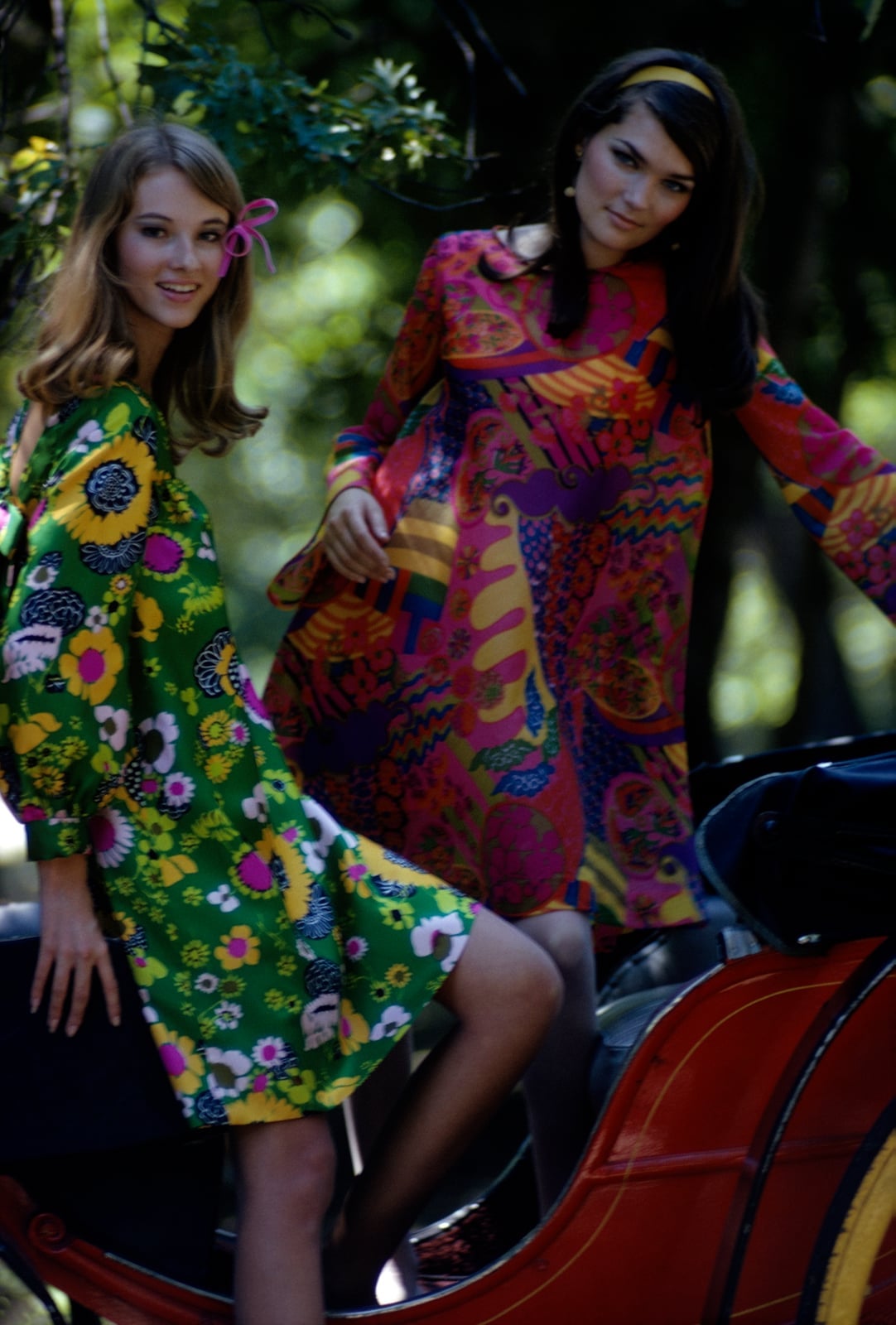 Psychedelic Floral Print Mini Dresses Psychedelic Floral Print Mini Dresses — Classy 60s Outfits