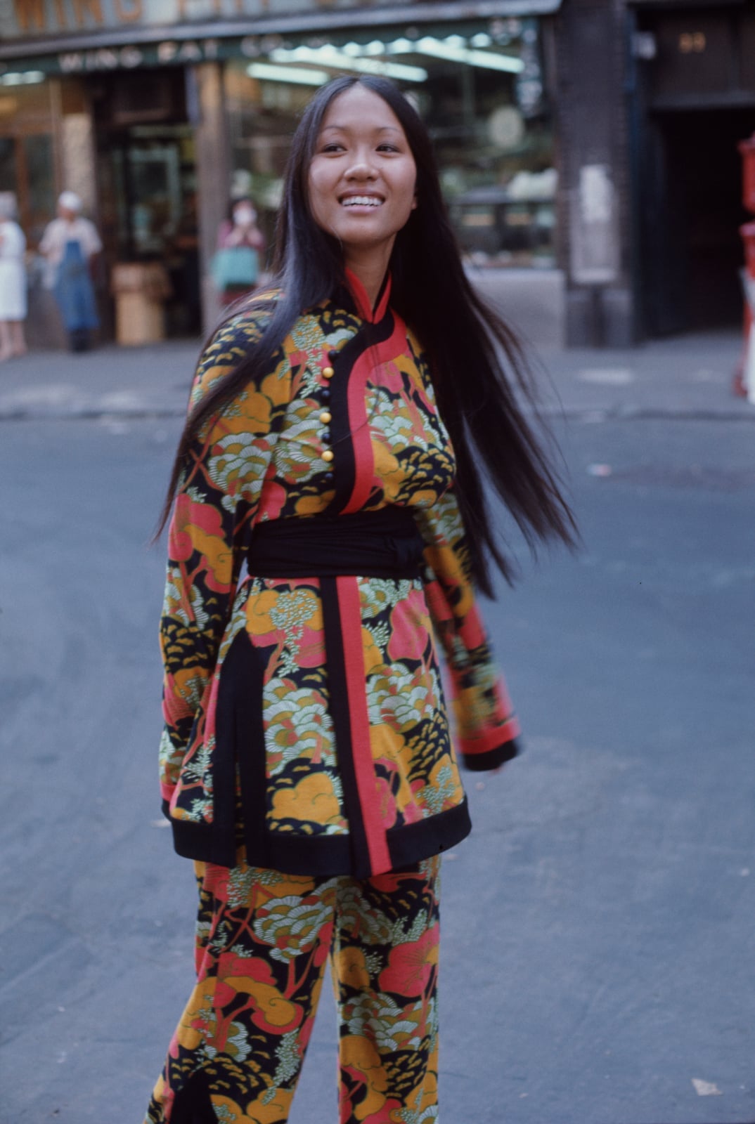 Bold Floral Print Matching Set Bold Floral Print Matching Set — Classy 70s Outfits