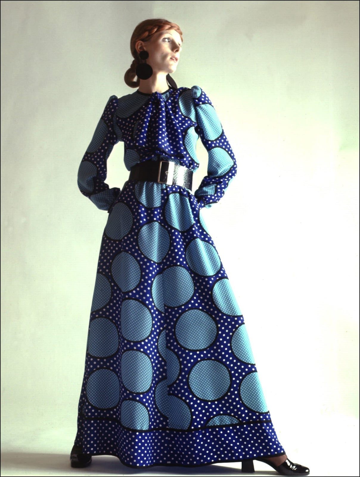 Polka Dot Maxi Dress with Black Belt Polka Dot Maxi Dress with Black Belt — Classy 70s Outfits