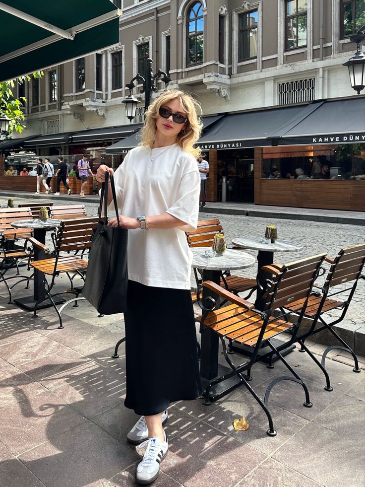 White Adidas Samba Trainers With Black Skirt And Oversized T Shirt — Classy Adidas Samba Outfits
