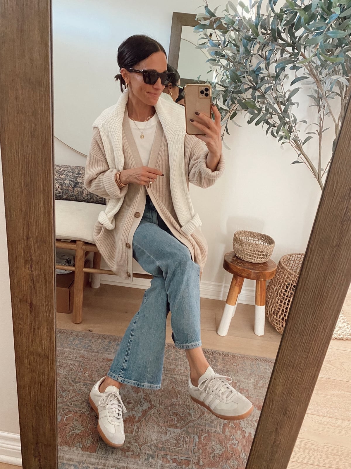 Beige Cardigan White T Shirt Wide Leg Jeans With Grey Sneakers — Classy Adidas Samba Outfits