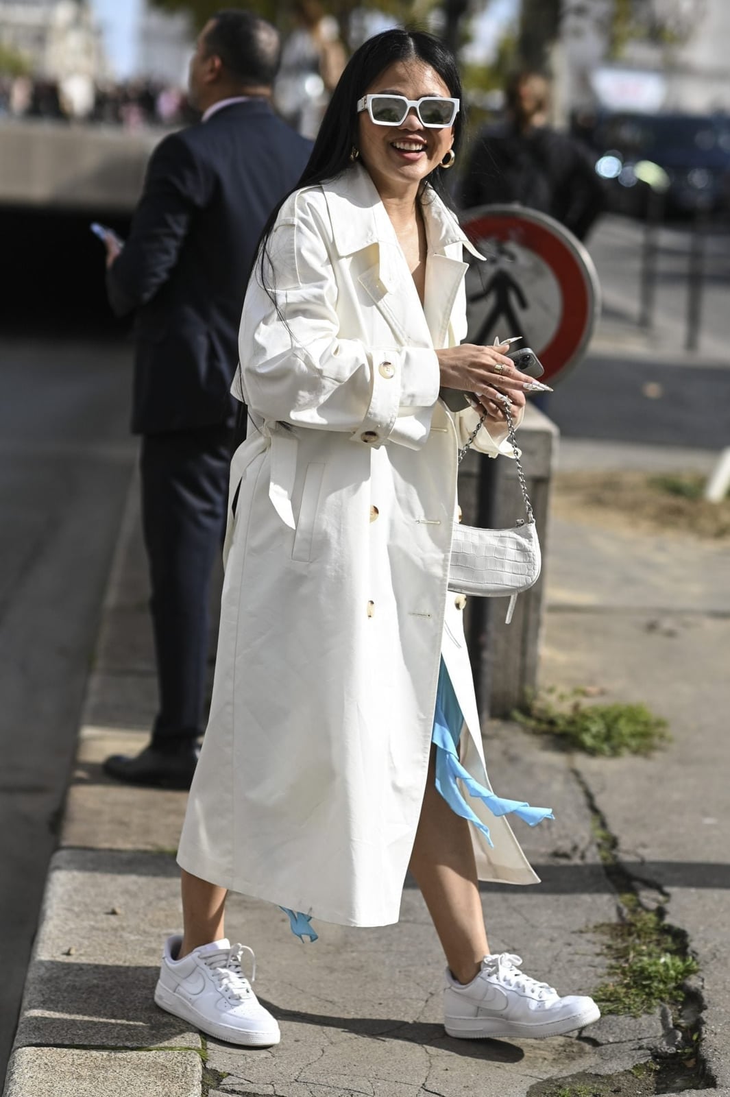 White Trench Coat and Blue Dress with White Sneakers — Classy Air Force 1 Outfits