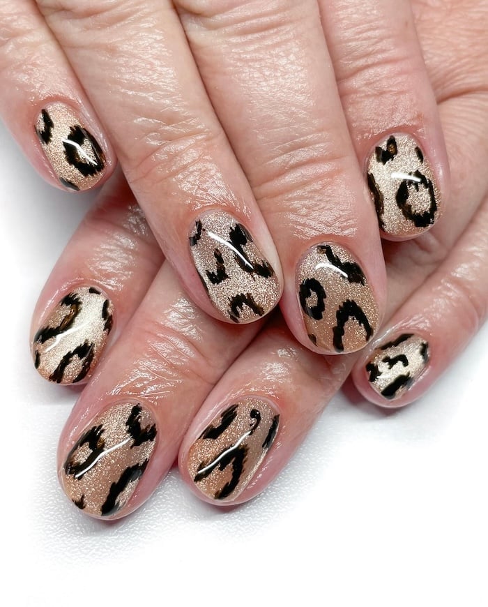 Shimmering Champagne Leopard Print Short Oval Nails — Classy Animal Print Nails