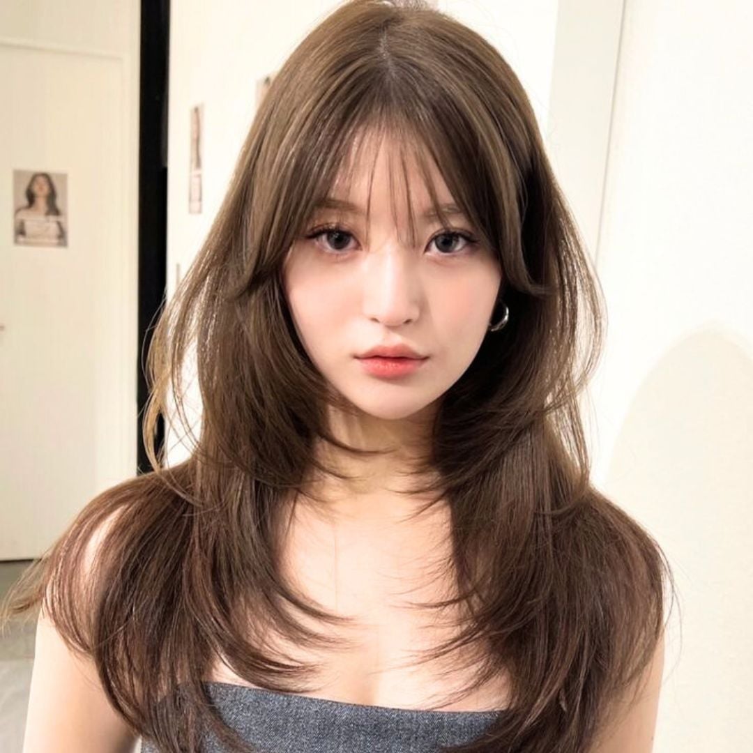 Mid-Back Layers With Curtain Bangs — Classy Asian Hairstyles