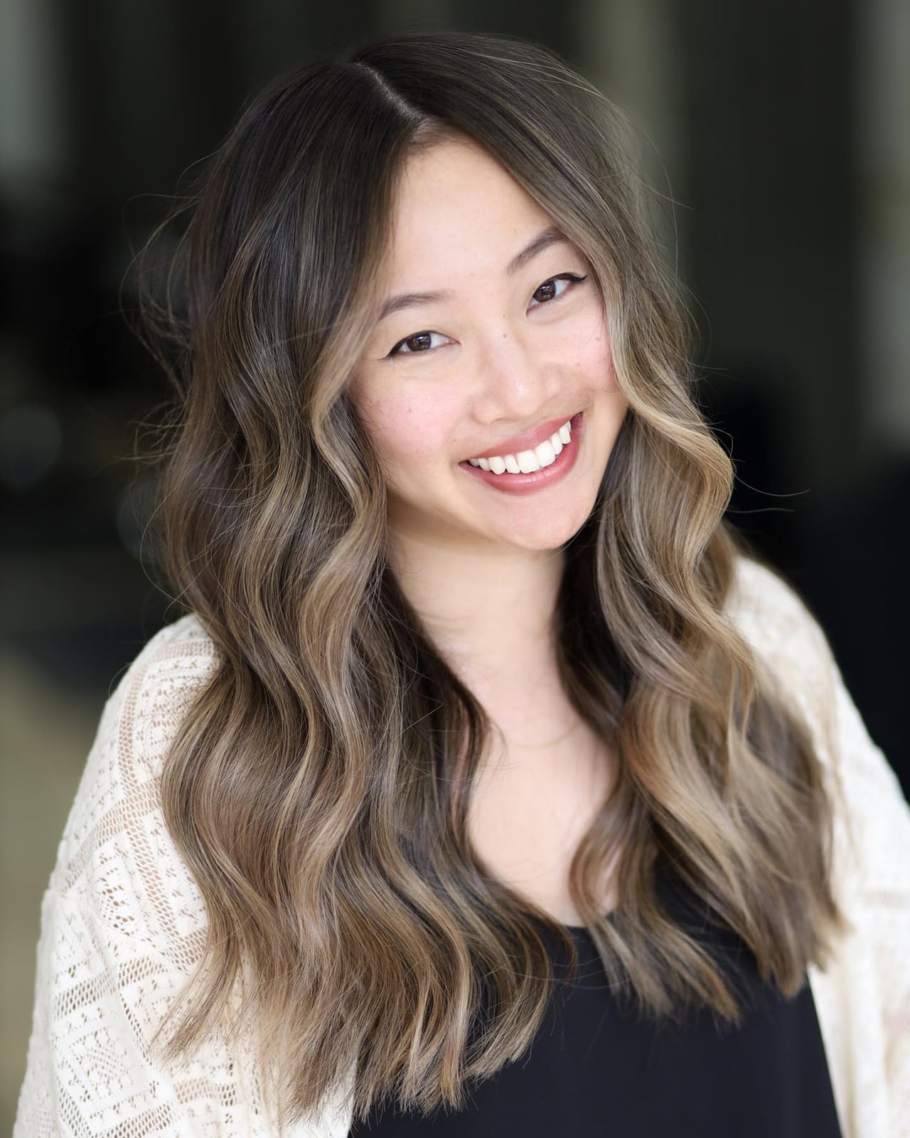 Collarbone Waves With Blonde Balayage — Classy Asian Hairstyles