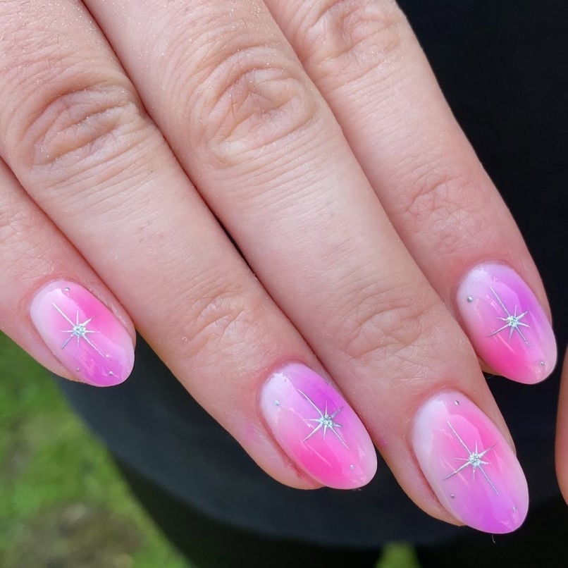 Pink White Aura Silver Starburst Oval Nails Pink White Aura Silver Starburst Oval Nails — Classy Aura Nails