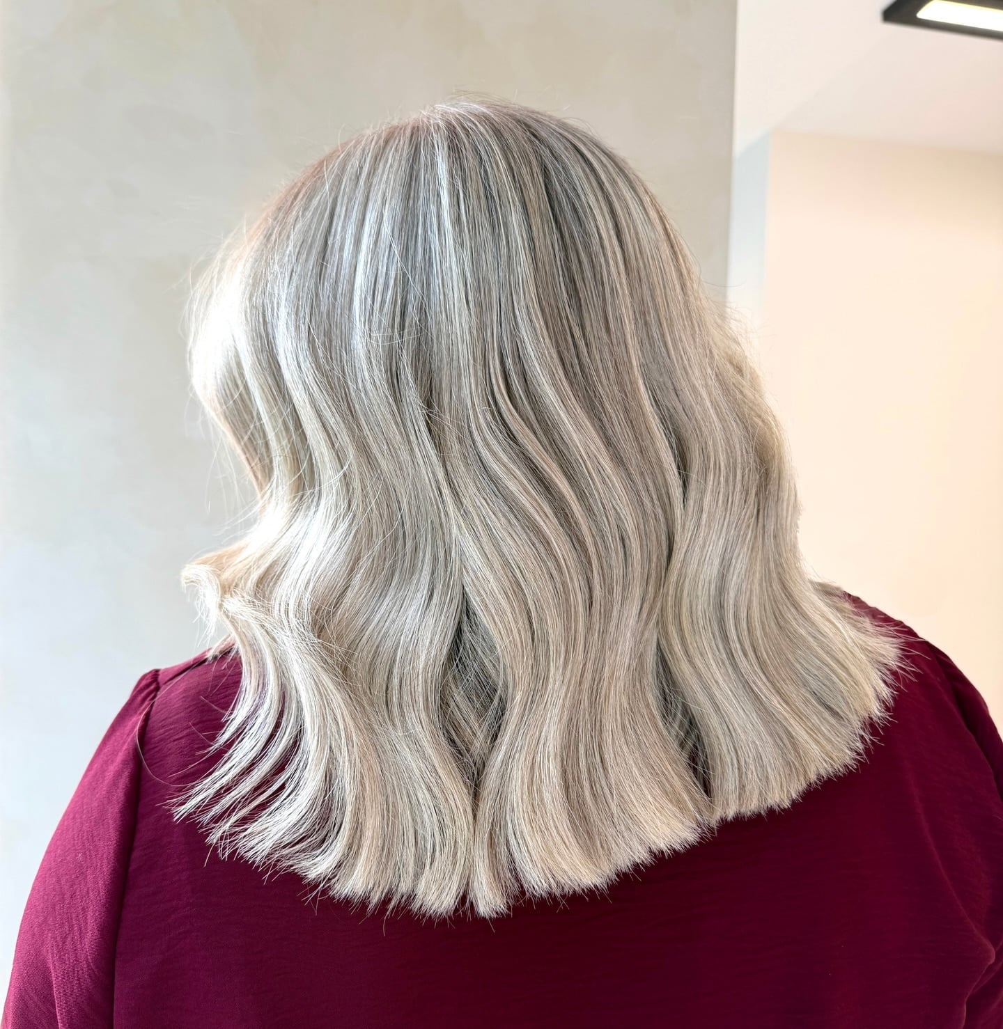 Wavy Ash Blonde and Grey Bob with Dark Red Top Wavy Ash Blonde and Grey Bob with Dark Red Top — Classy Babylights