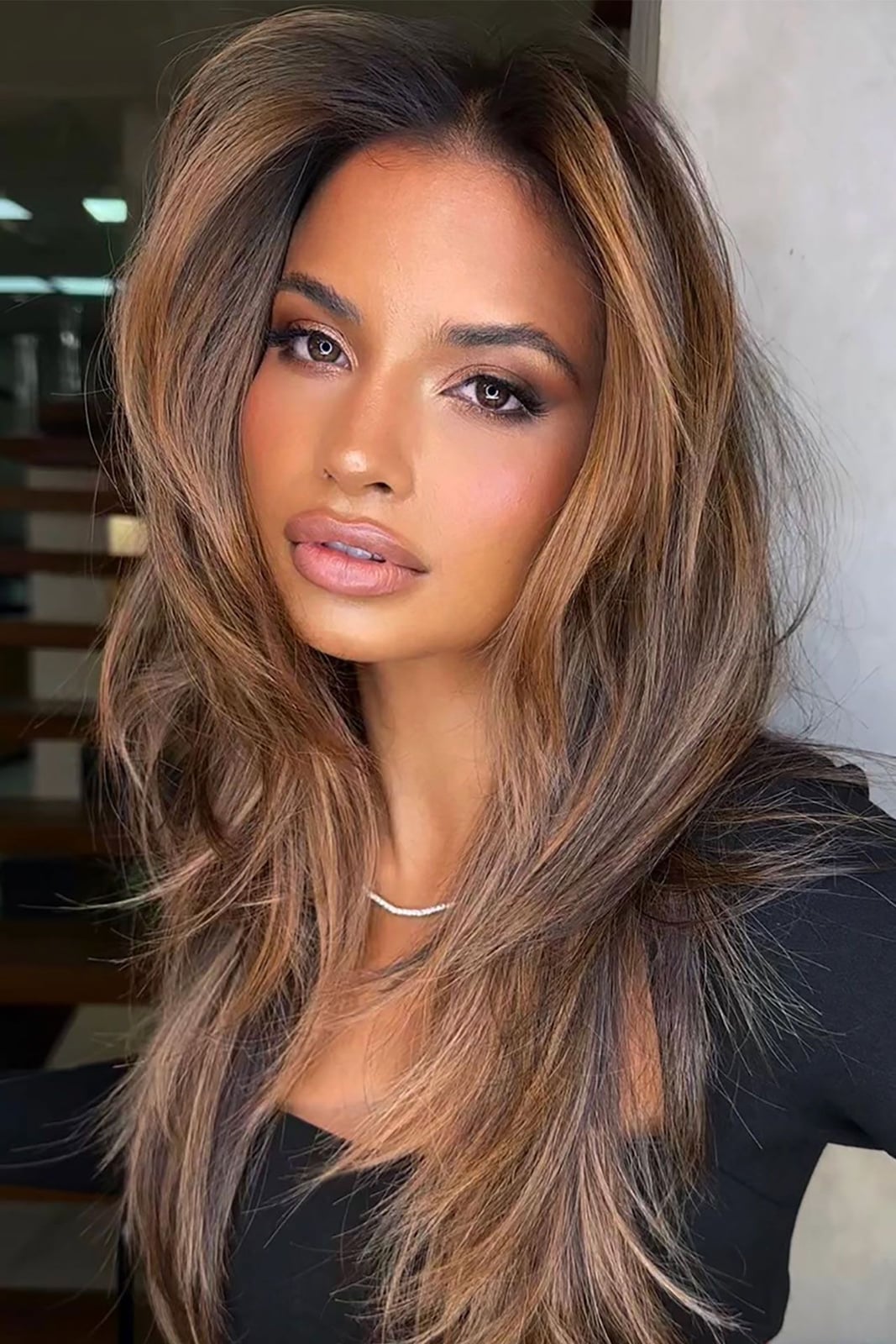 Layered Blonde and Brown Hair with Fitted Knit Top Layered Blonde and Brown Hair with Fitted Knit Top — Classy Babylights