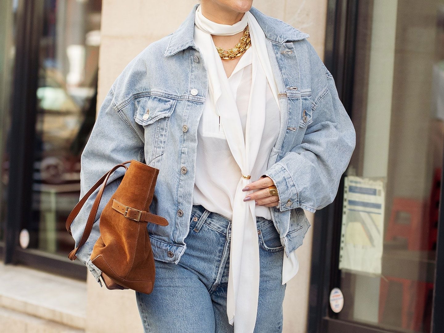 Wide Leg Jeans with Oversized Denim Jacket — Classy Baggy Outfits