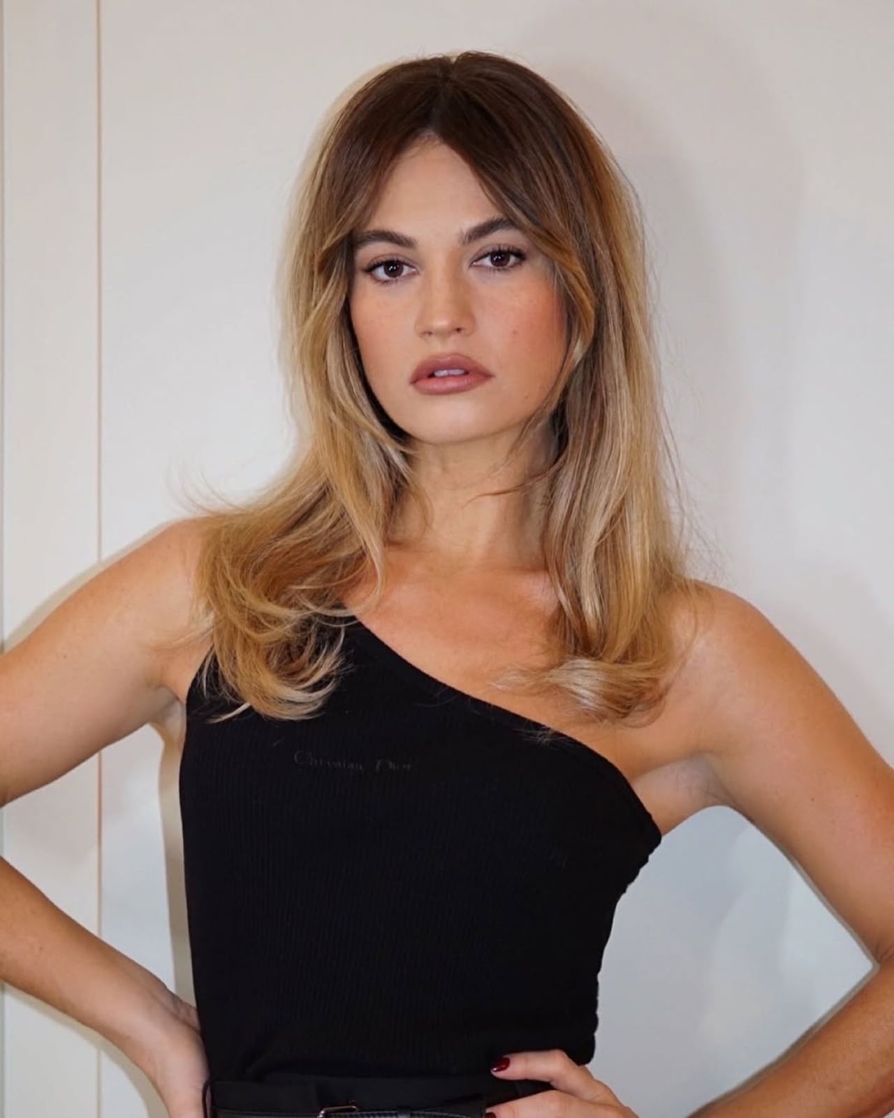 Mid-Back Ash Blonde Balayage With Soft Transition — Classy Balayage Hair