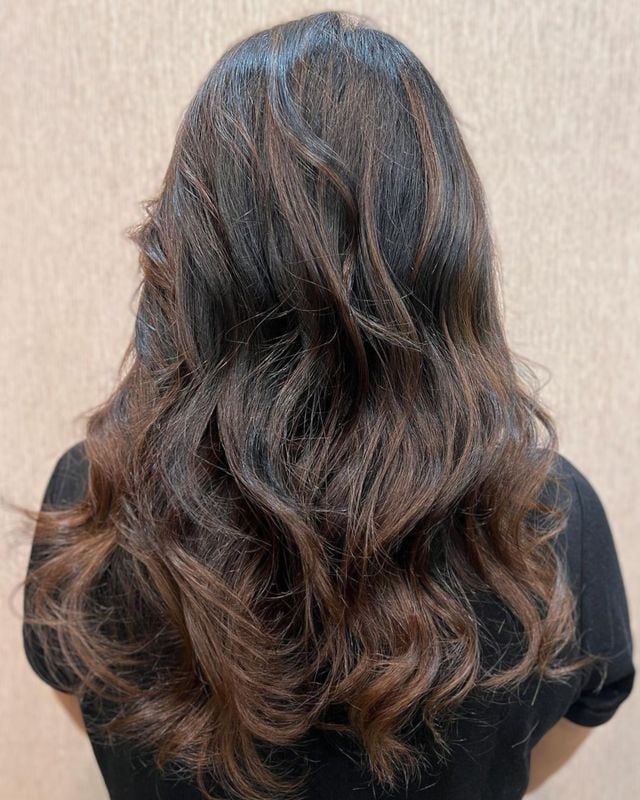 Mid-Back Dark Brown With Blonde Balayage and Styled In Soft Waves — Classy Balayage Hair
