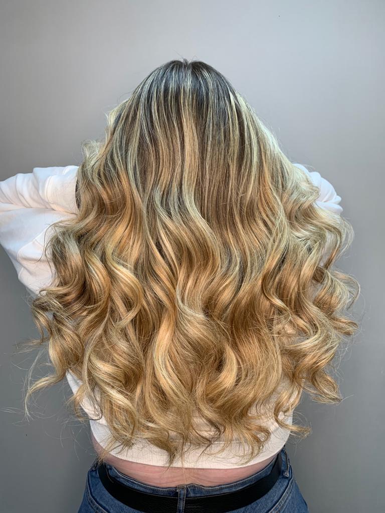 Mid-Back Blonde Balayage In Loose Waves — Classy Balayage Hair