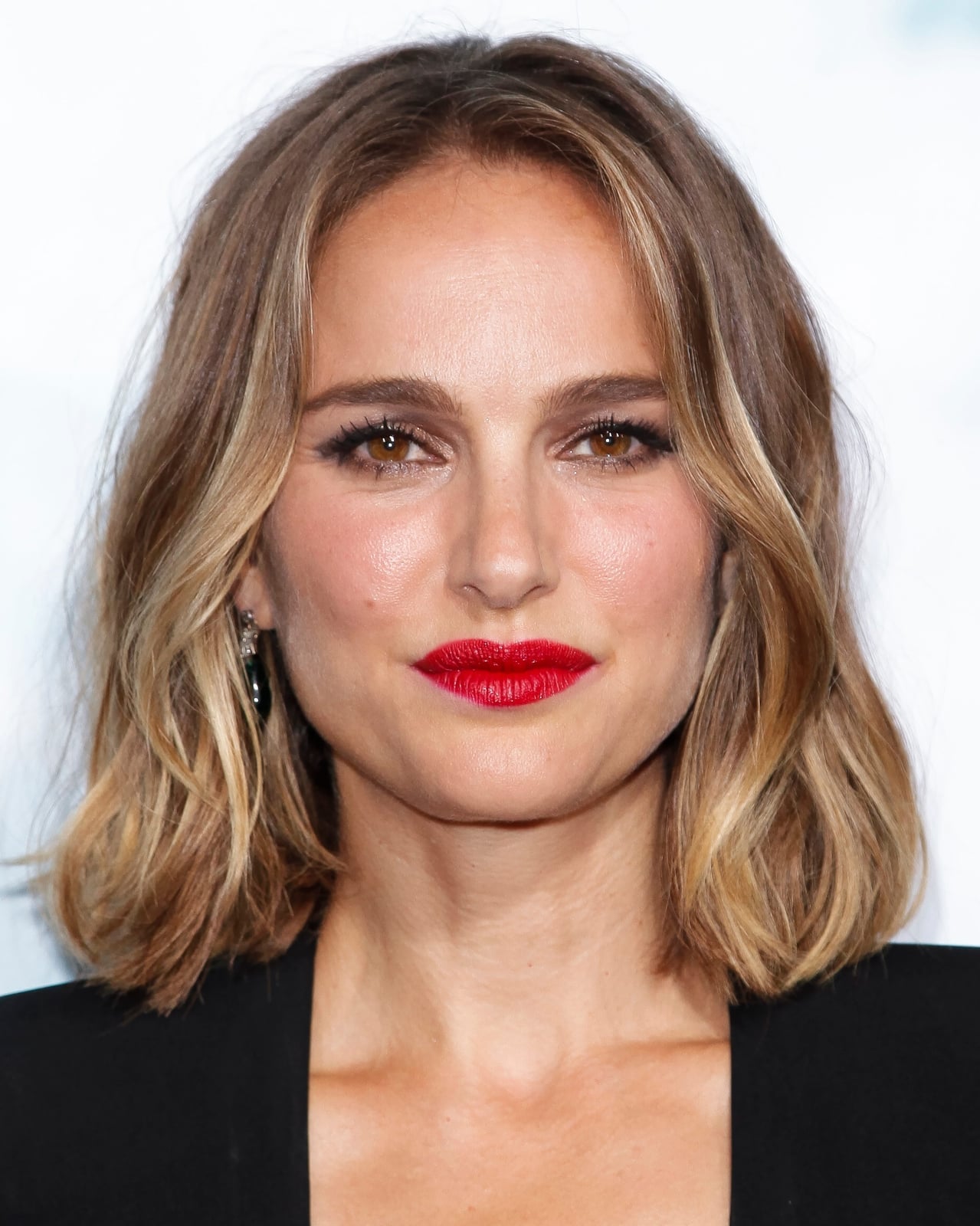 Chin Length Bob Dark Brown To Blonde Balayage — Classy Balayage Hair