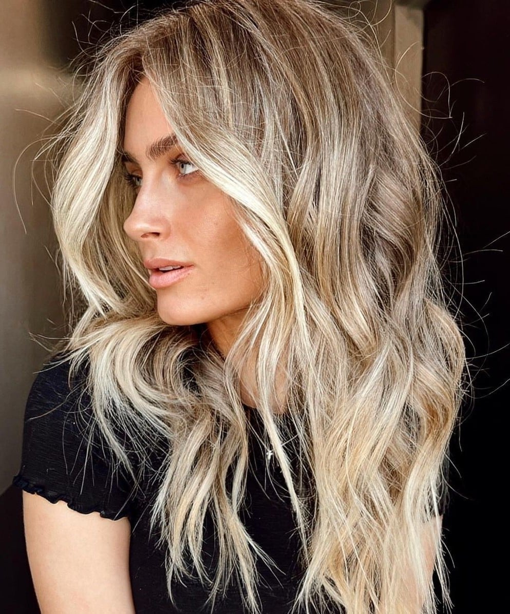 Mid-Back Golden Blonde Balayage With Loose Waves — Classy Balayage Hair Blonde