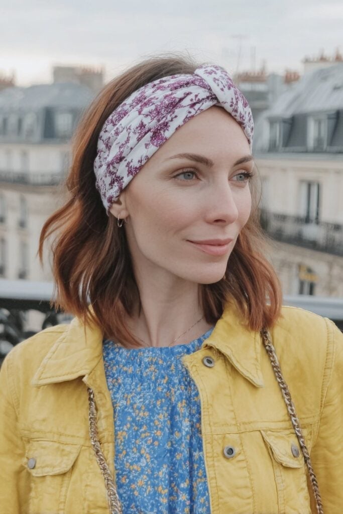 Ear Length Wavy Bob With Knotted Bandana, Close-Up Take — Classy Bandana Hair