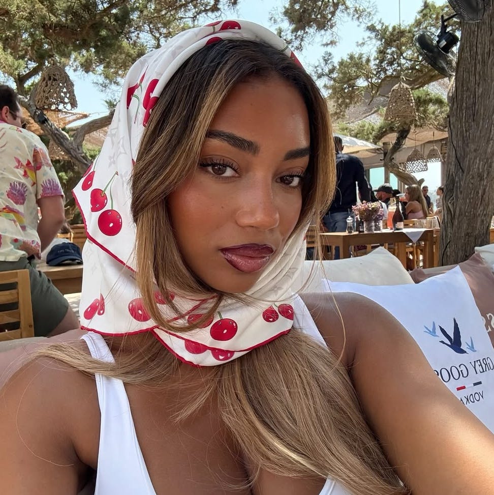 Collarbone Balayage Bob With Curtain Bangs — Classy Bandana Hair