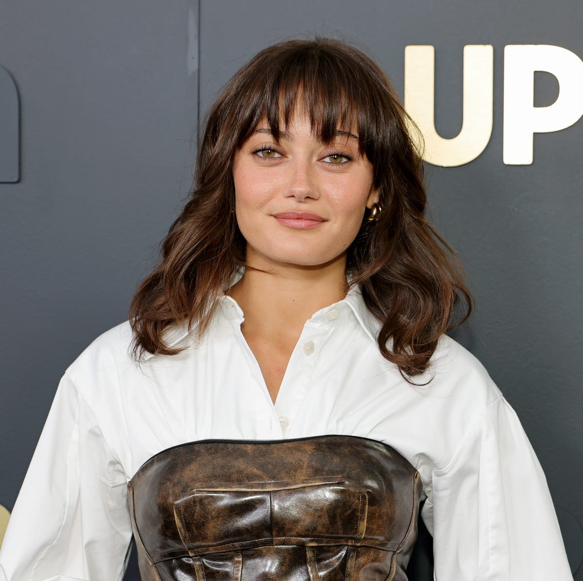 Collarbone Lob With Soft Curtain Bangs, Dark Brown, Close-Up Take Collarbone Lob With Soft Curtain Bangs, Dark Brown, Close-Up Take — Classy Bangs for Round Face