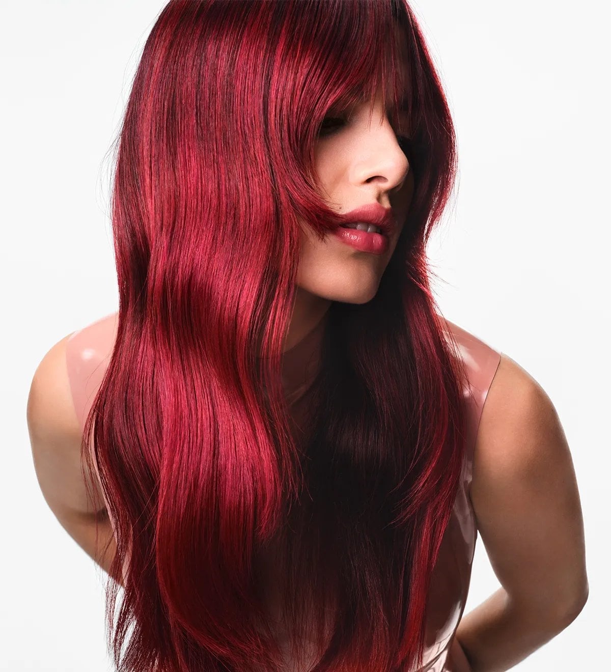 Shoulder Length Layers With Wispy Bangs Shoulder Length Layers With Wispy Bangs — Classy Bangs for Round Face