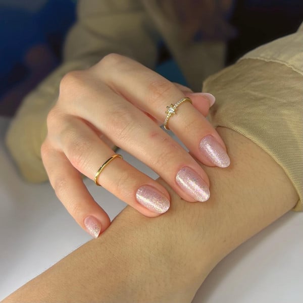 Pale Pink Silver Shimmer Oval Nails — Classy Basic Nails