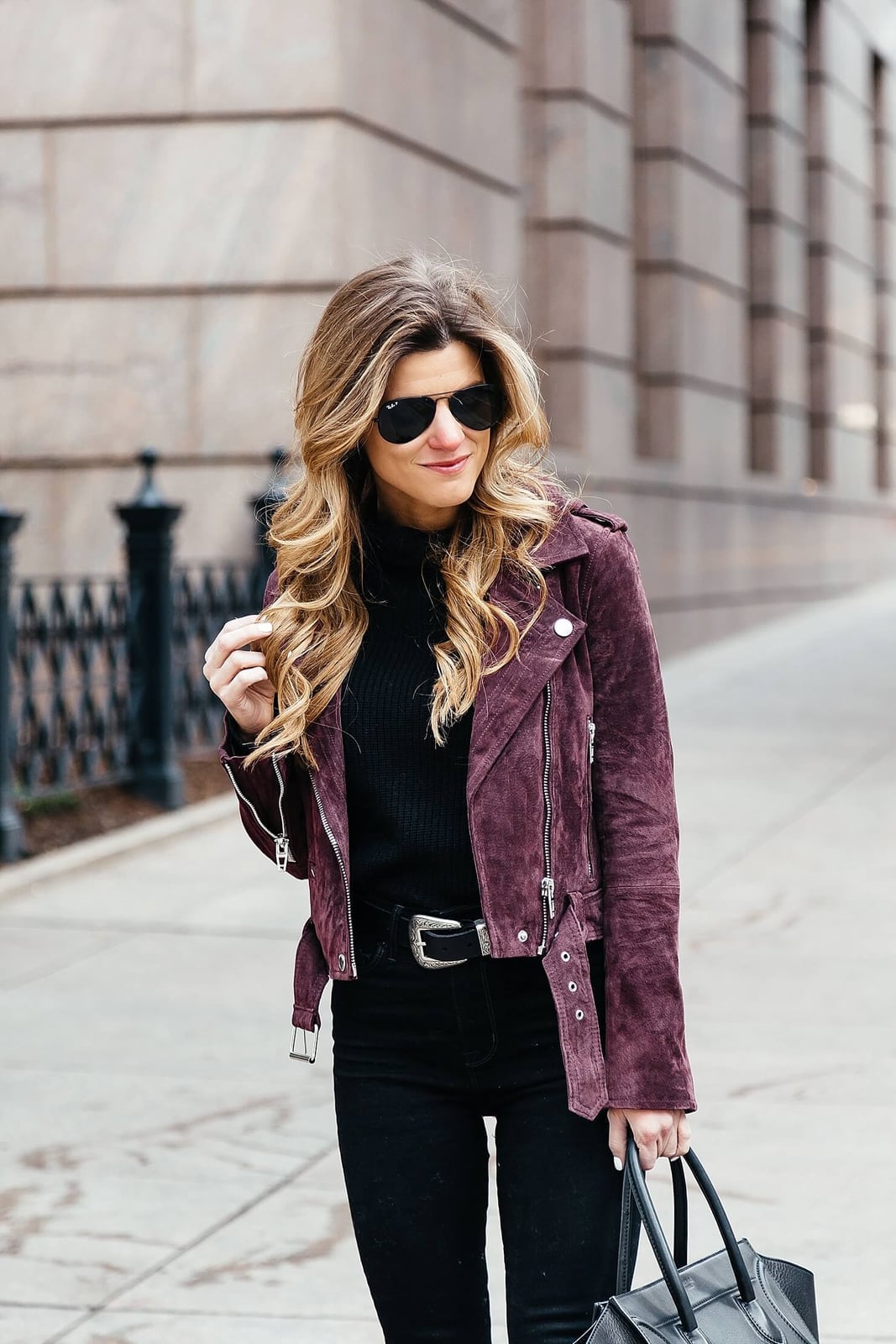 Black Skinny Jeans with a Burgundy Moto Jacket Black Skinny Jeans with a Burgundy Moto Jacket — Classy Black Jeans Outfits