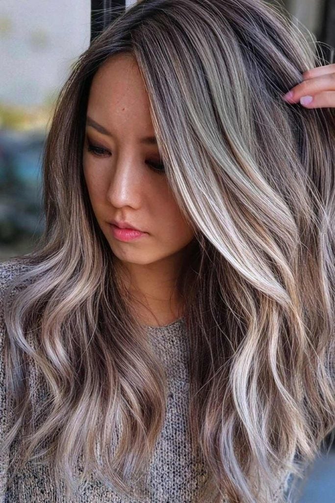 Natural Blonde Highlights On Dark Base Natural Blonde Highlights On Dark Base — Classy Blonde Highlights