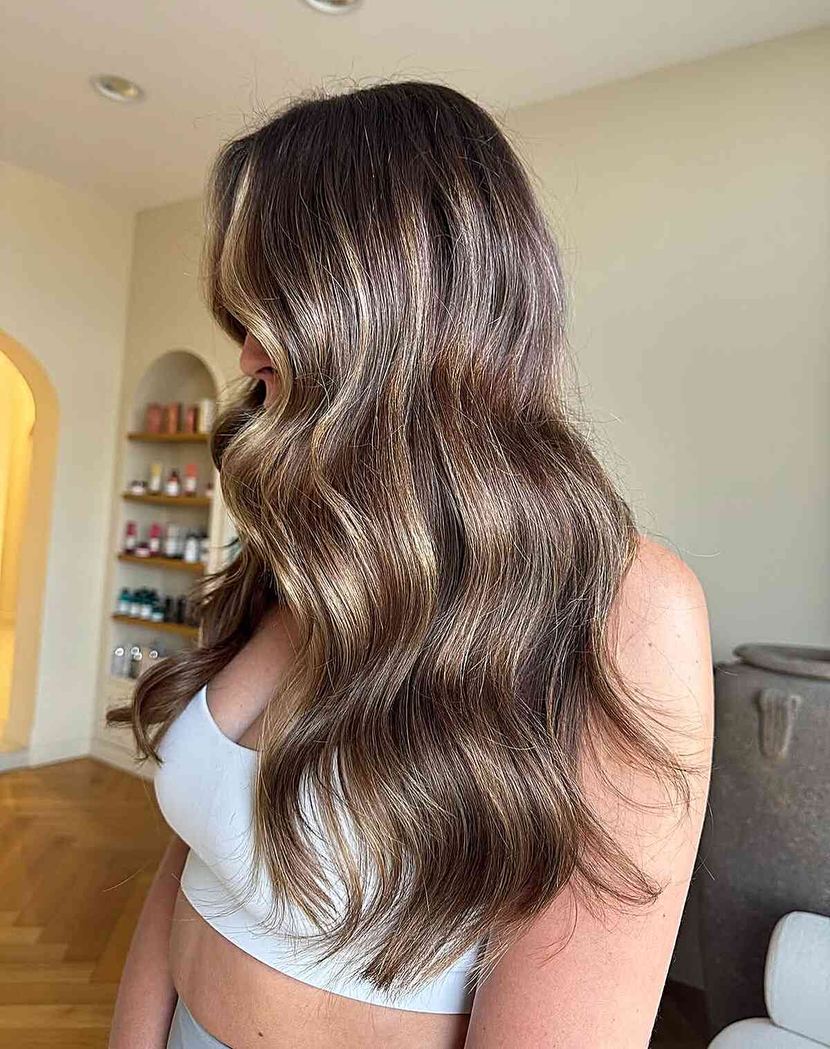 Mid-Back Waves With Natural Blonde Blend, Wavy — Classy Blonde Highlights on Dark Hair