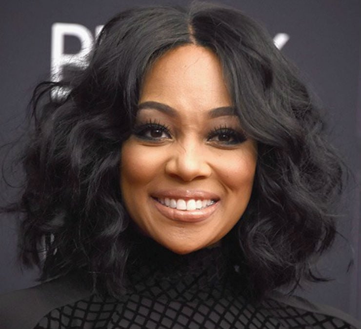 Collarbone Black Blowout With Waves — Classy Blowout Hairstyles Black Women